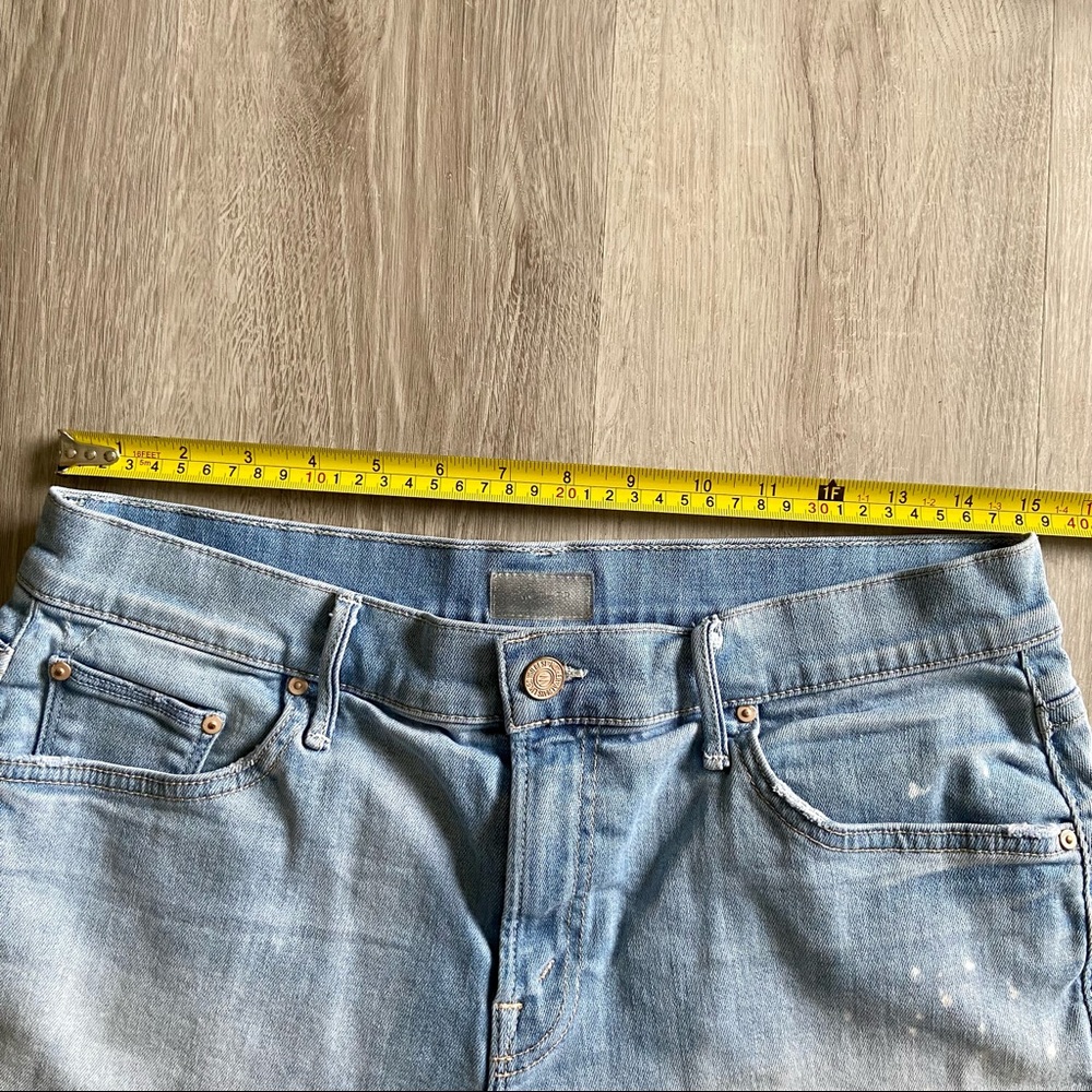Mother Revolve The Teaser Slit Shorts Size 28 - Picture 9 of 12